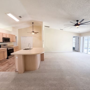 Property photo 3 of 2366 Belen Dr