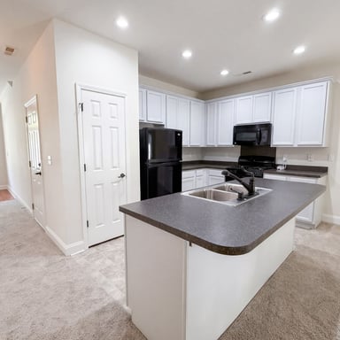 Property photo 2 of 9622 Scarborough Ct