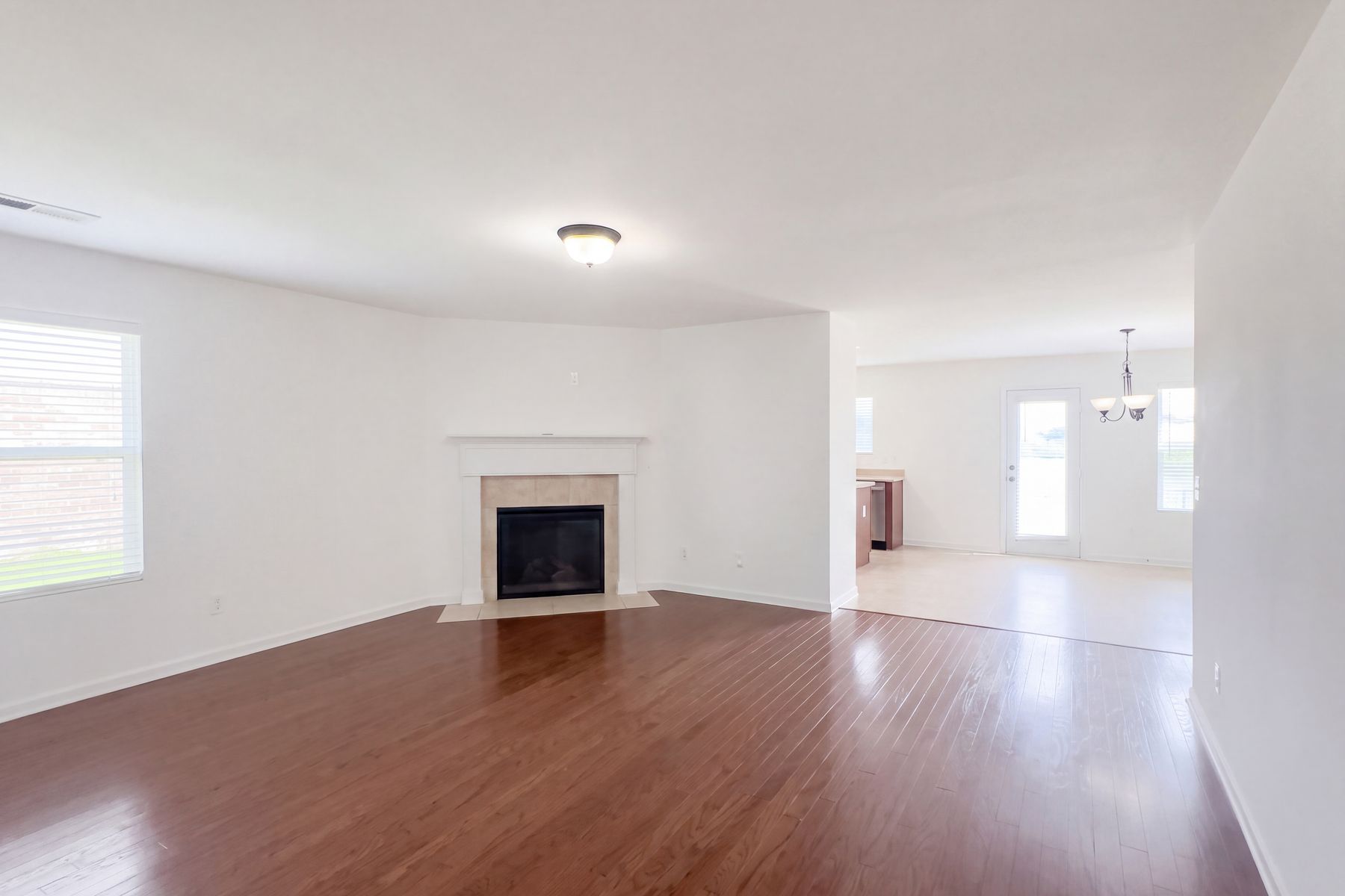 Property photo 3 of 172 Bermuda Lakes Dr