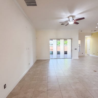 Property photo 3 of 918 Blackthorn Dr