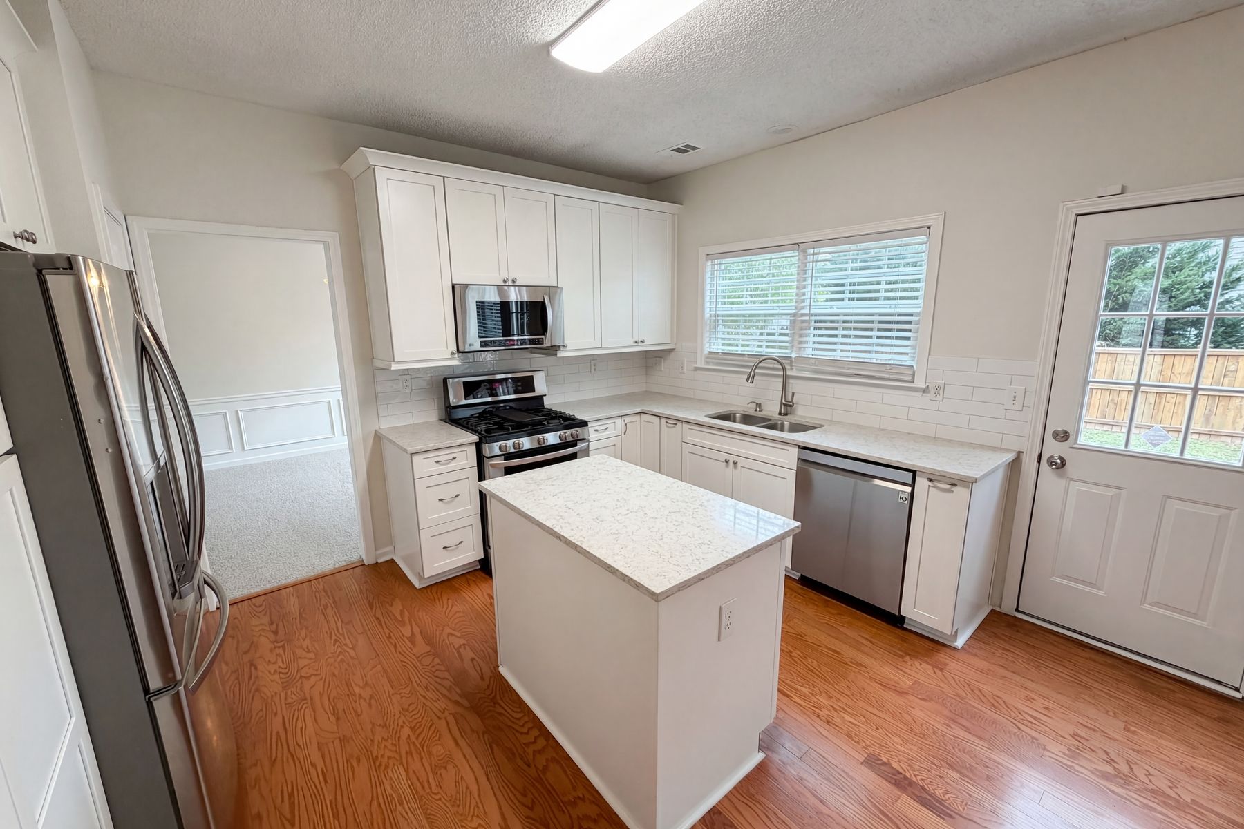 Photo 2 of 45 of 3935 Lake Lanier Dr, Duluth, GA