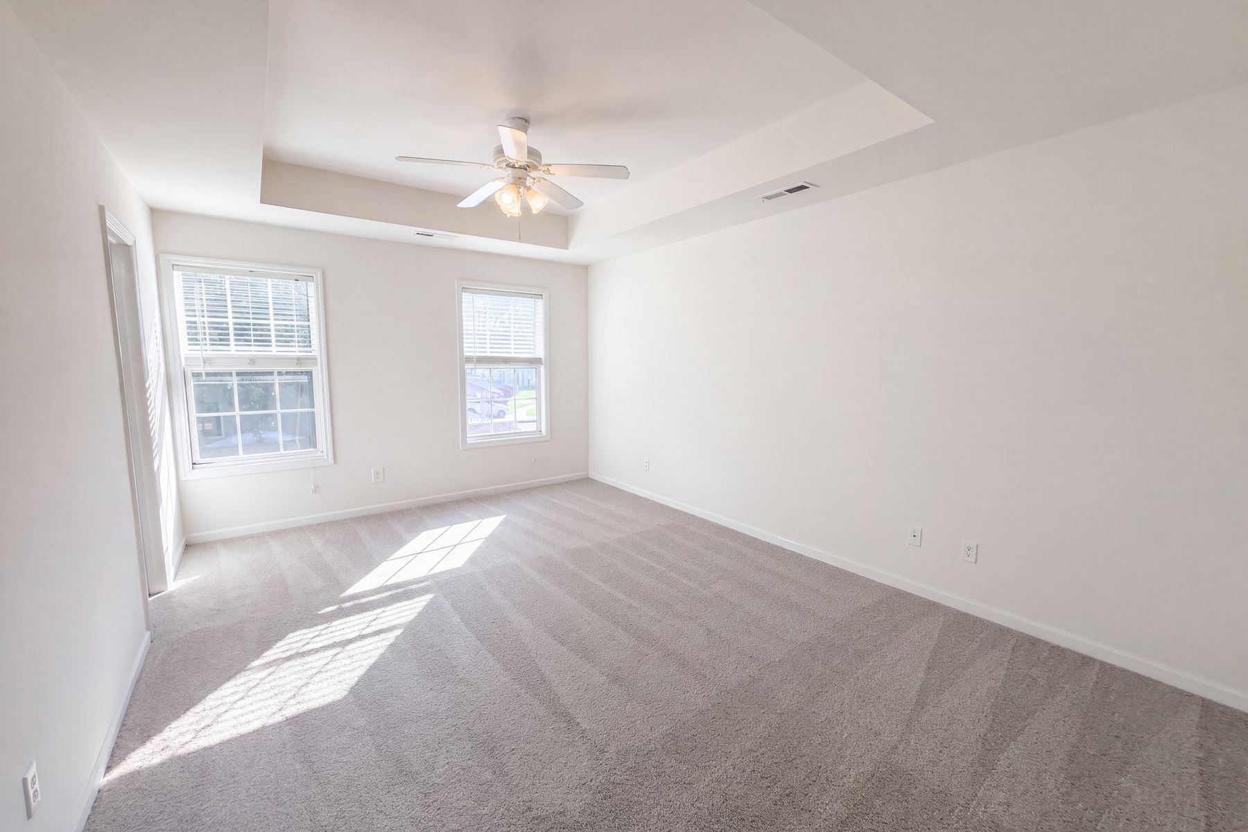 Property photo 3 of 9325 Ayscough Rd