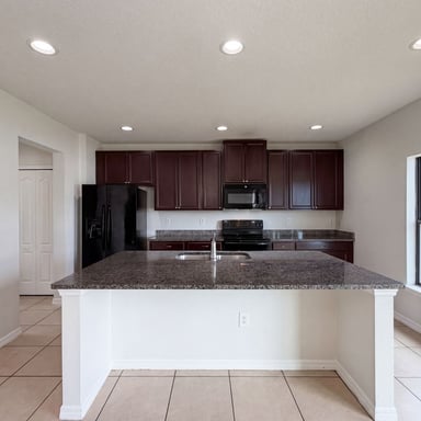 Property photo 2 of 14207 Alistar Manor Dr