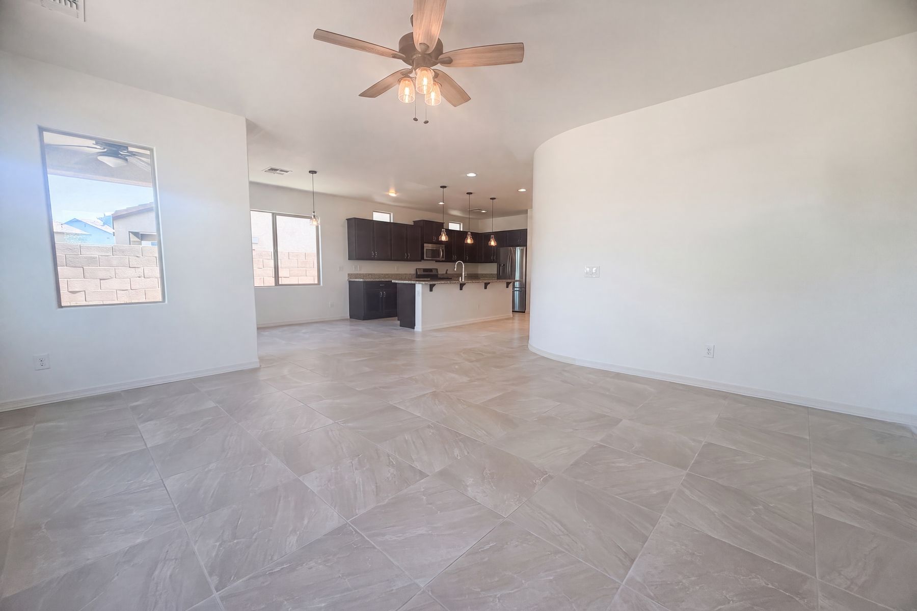 Property photo 3 of 28321 N Cactus Flower Cir