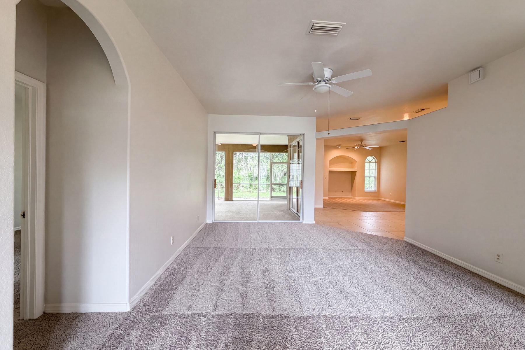 Property photo 3 of 1796 Nora Ln