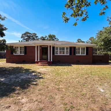 Property photo 1 of 3006 Hilldale Rd