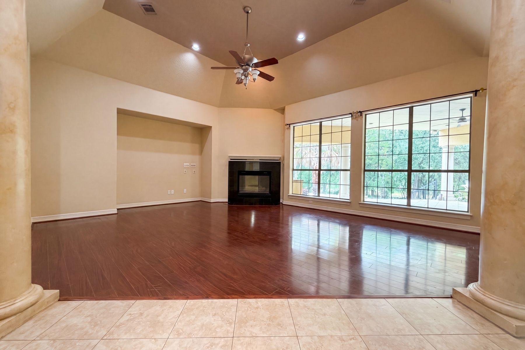 Property photo 3 of 20646 Wahl Ln