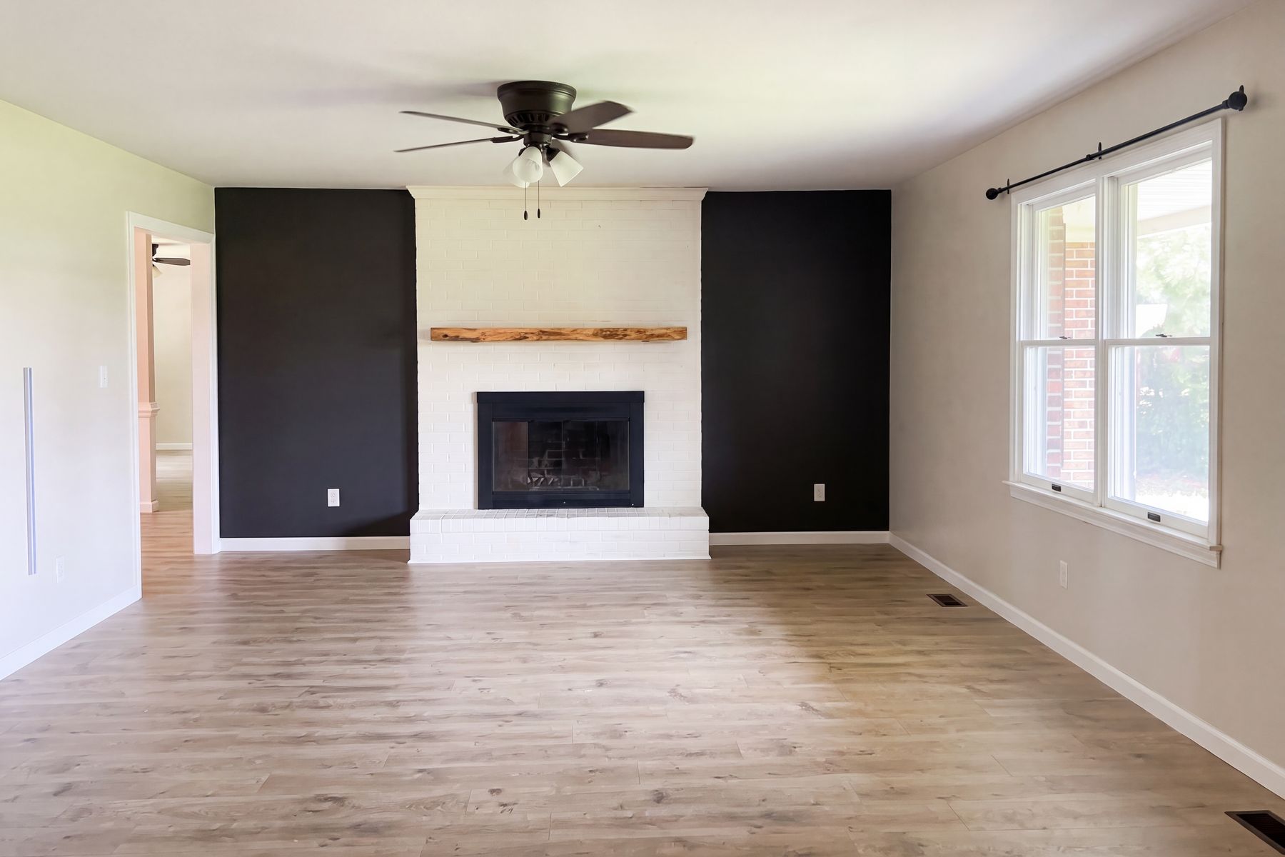 Property photo 3 of 1003 Bateman Dr