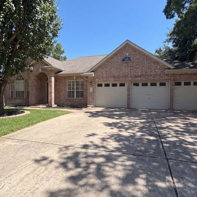 Property photo 1 of 117 Brentwood Dr