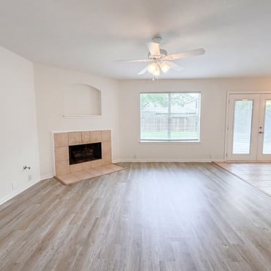 Property photo 3 of 11918 Sonora Springs Dr