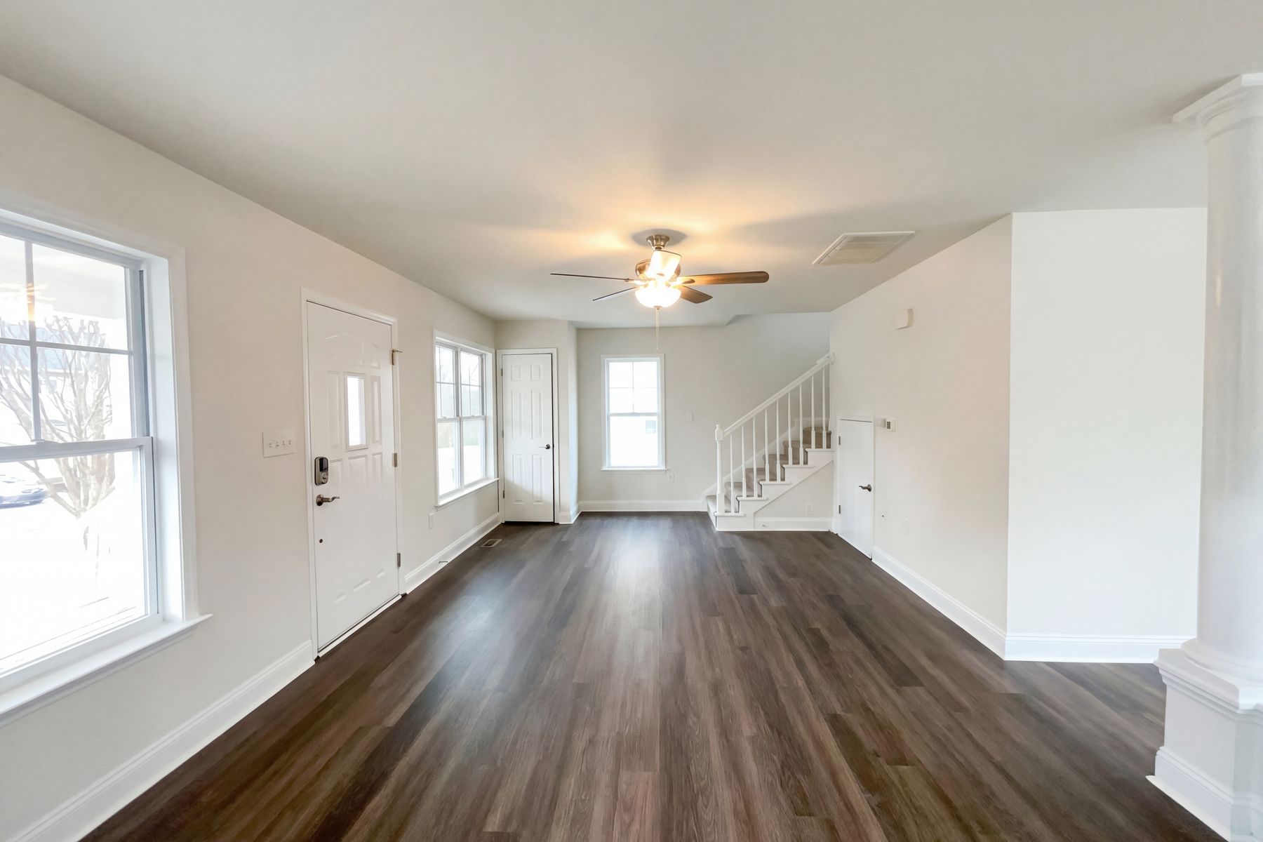 Property photo 3 of 604 Eastway Ave