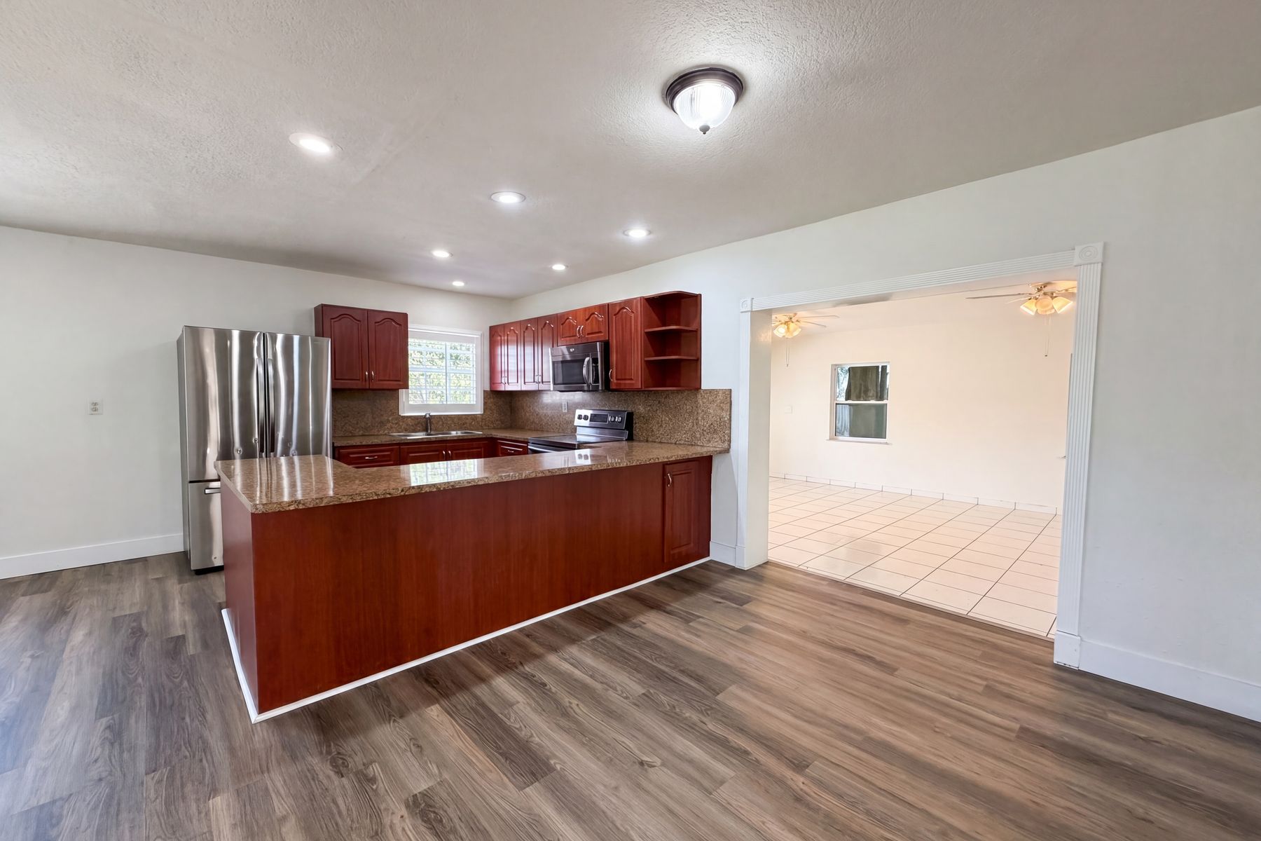 Photo 2 of 20 of 4403 NW 202nd St, Miami Gardens, FL