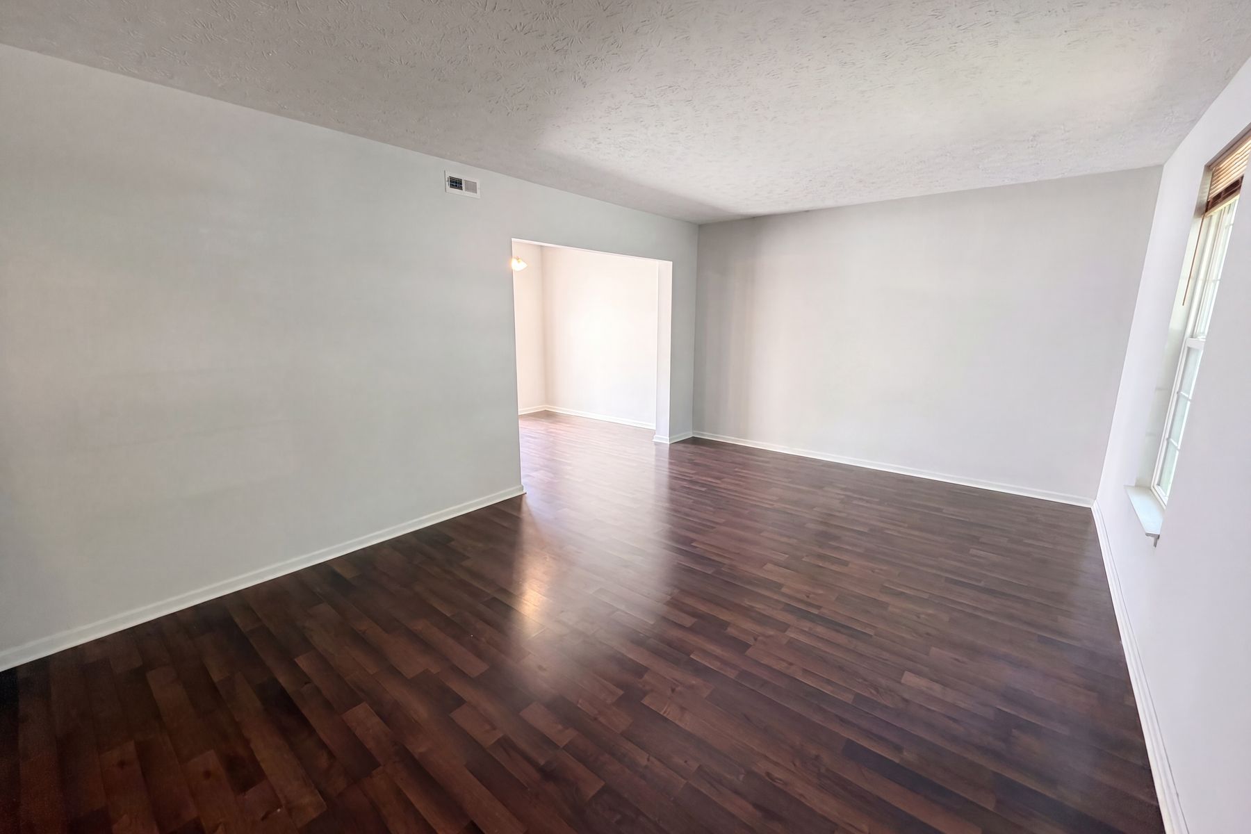Property photo 3 of 3469 Aylesford Ln