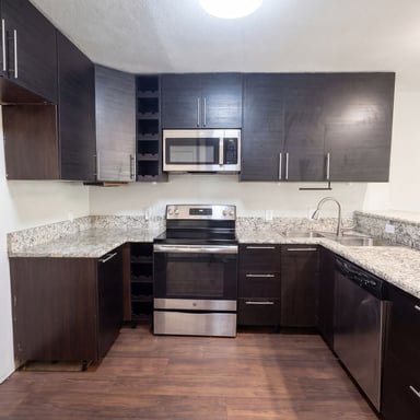Property photo 2 of 4526 S Horseshoe Trl