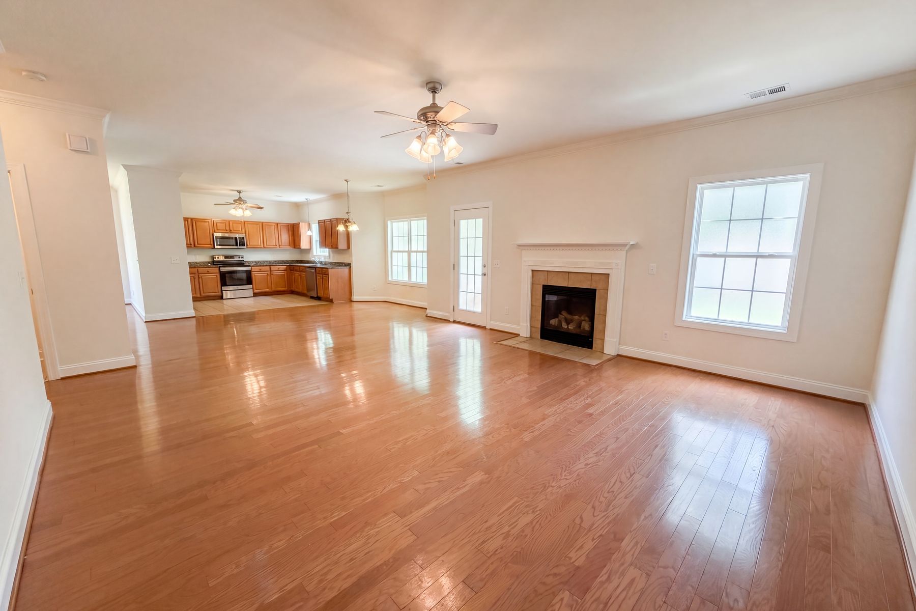 Property photo 3 of 14 Magnolia Springs Ct
