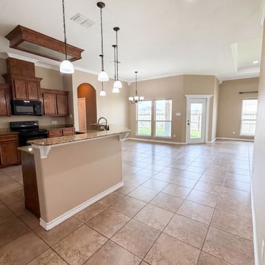 Property photo 2 of 6906 King George Pl