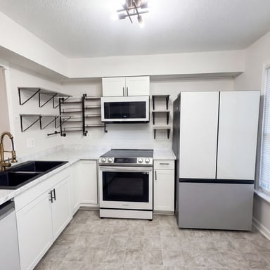 Property photo 2 of 4847 Tower Rd Apt C