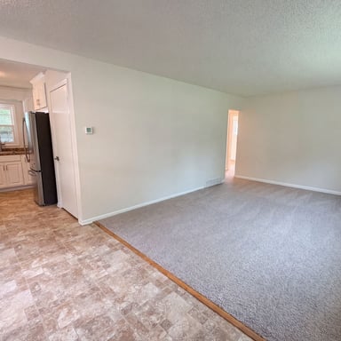 Property photo 3 of 2128 Ronald Ave