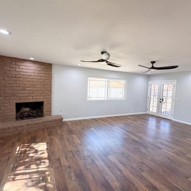 Property photo 3 of 14729 Hartford Ln