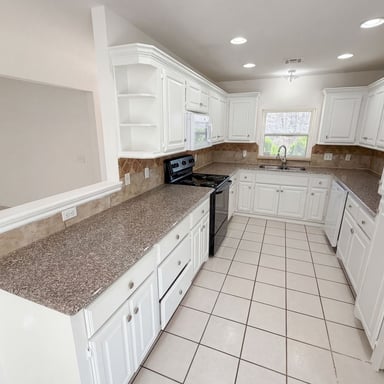 Property photo 2 of 12917 Meadows Dr