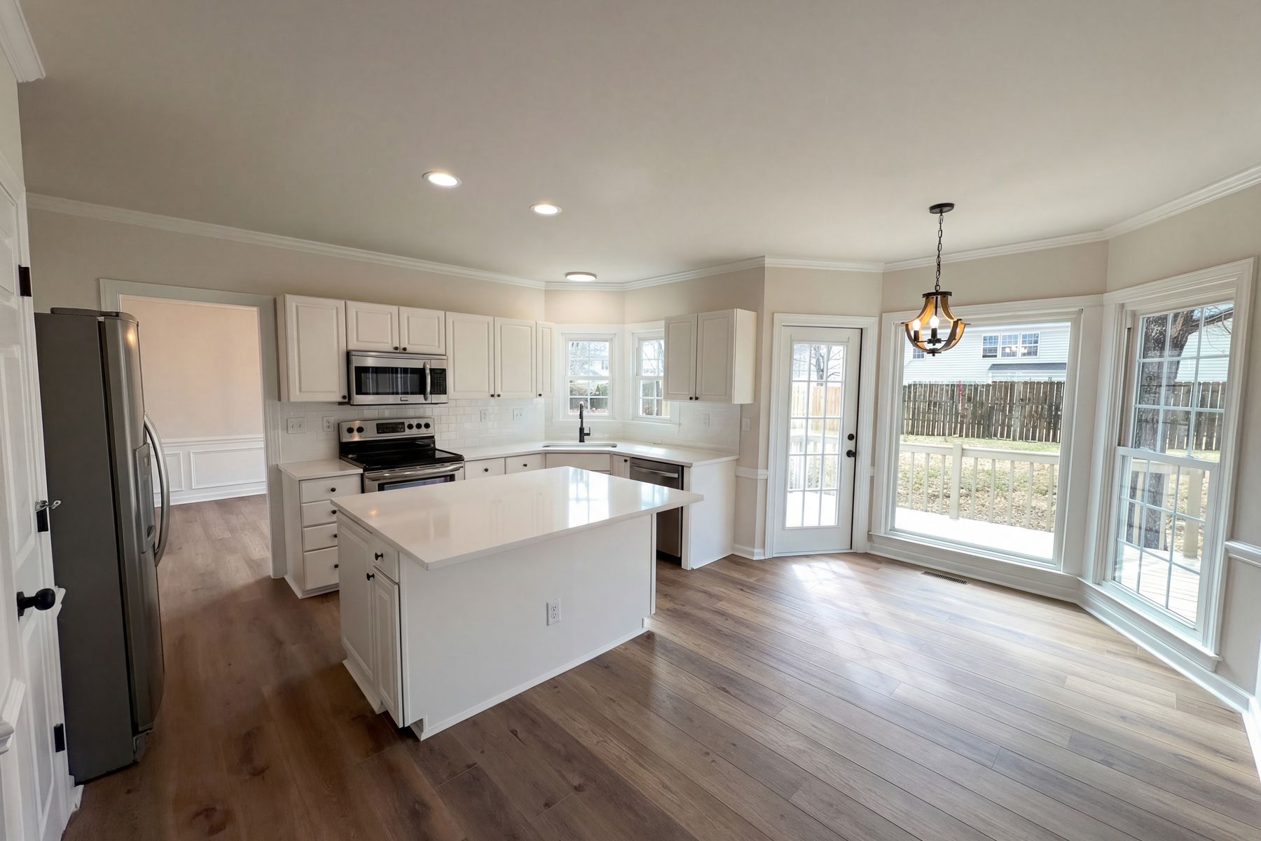 Photo 2 of 21 of 8141 Long Nook Ln, Charlotte, NC