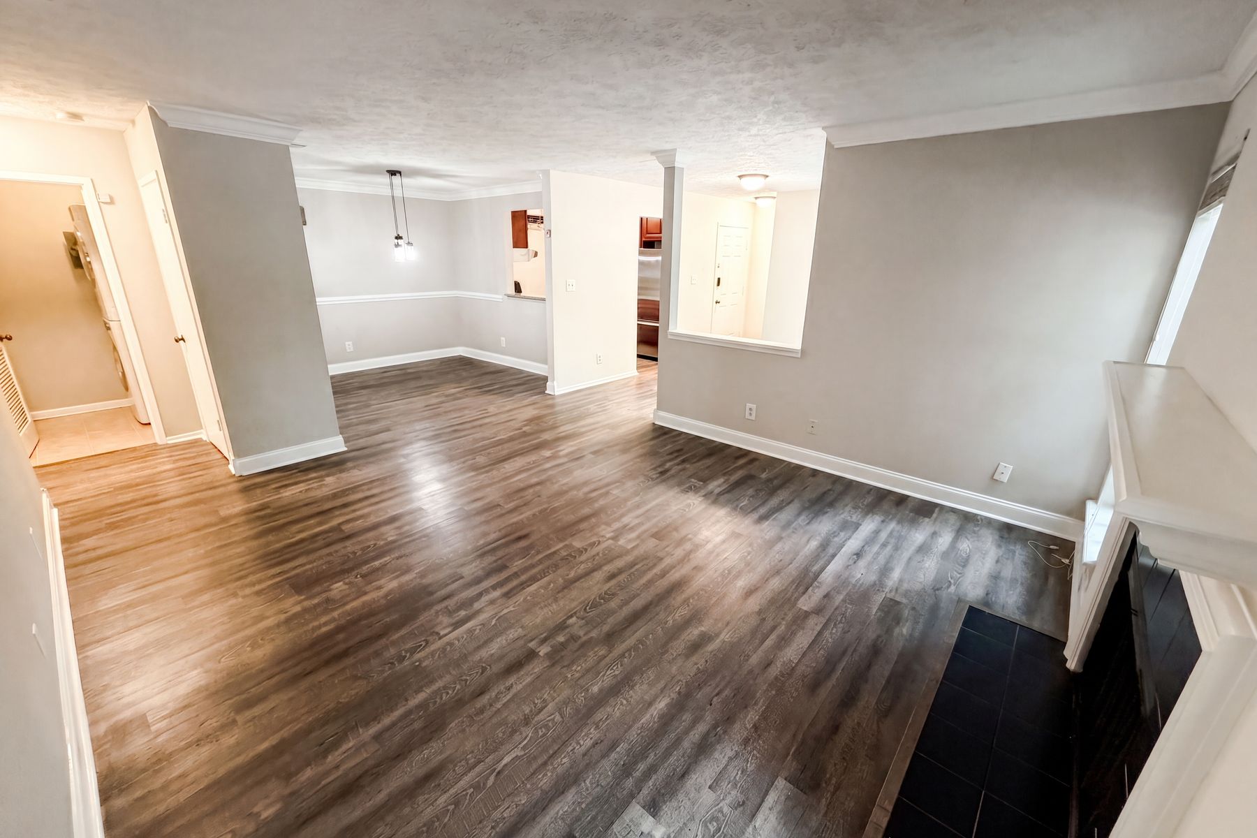 Property photo 3 of 6818 Glenridge Dr Apt H