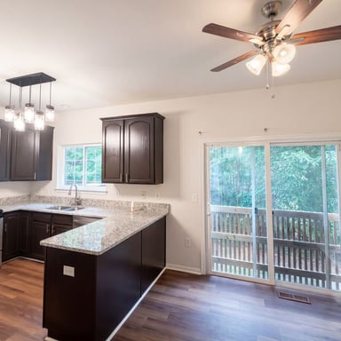 Property photo 2 of 15513 Kennett Square Way