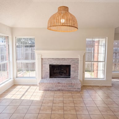 Property photo 3 of 7008 Chateau Dr