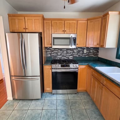 Property photo 2 of 24 Hogan Ct
