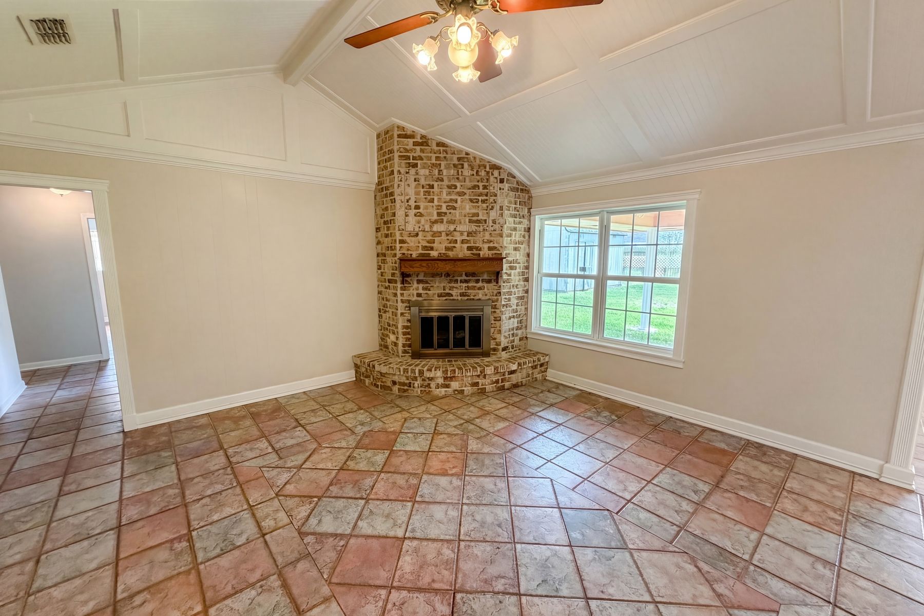 Property photo 3 of 1902 New Orleans St