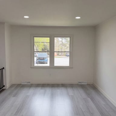 Property photo 3 of 105 Foxhall Ct