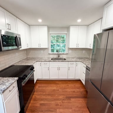 Property photo 2 of 2320 Capehart Cir NE