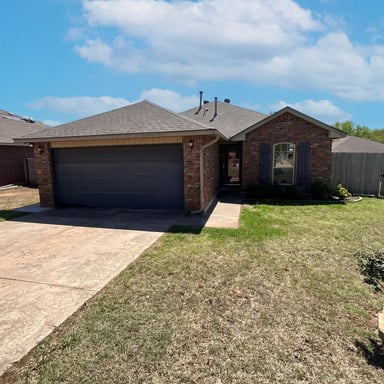 Property photo 1 of 504 Woodbriar