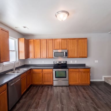 Property photo 2 of 518 MacGregor Dr