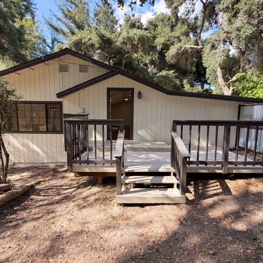 Property photo 1 of 155 Estates Dr