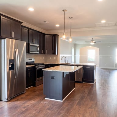 Property photo 2 of 24 Silky Oak Cir SW