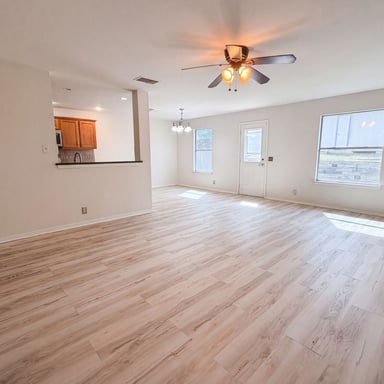 Property photo 3 of 5810 Vasey Blvd