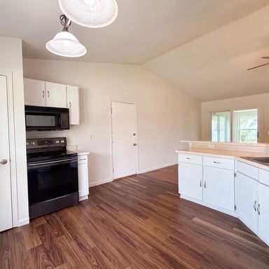 Property photo 2 of 1354 Great Warrior Dr