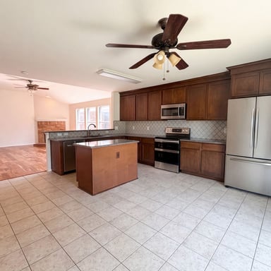 Property photo 2 of 9100 Chisholm Trl
