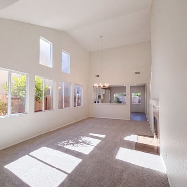 Property photo 3 of 1570 Arcola Ave