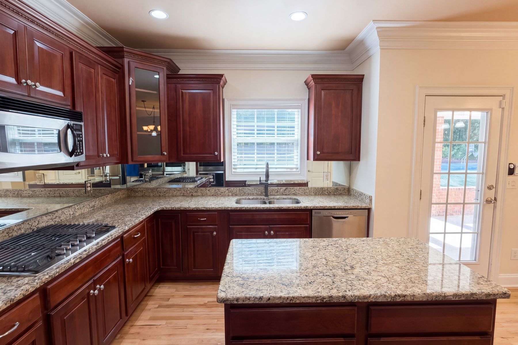 Photo 2 of 64 of 207 Cagle Ct, McDonough, GA
