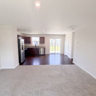 Property photo 3 of 204 Council Loop