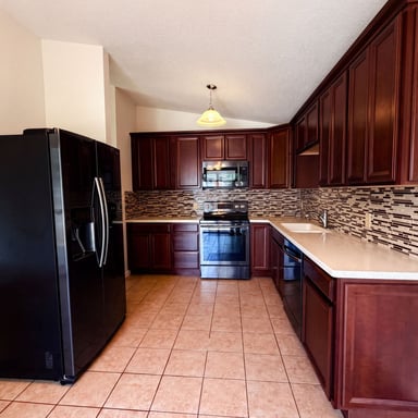 Property photo 2 of 16066 Foliage Ave W