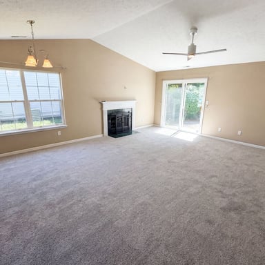 Property photo 3 of 2709 Lucas Dr