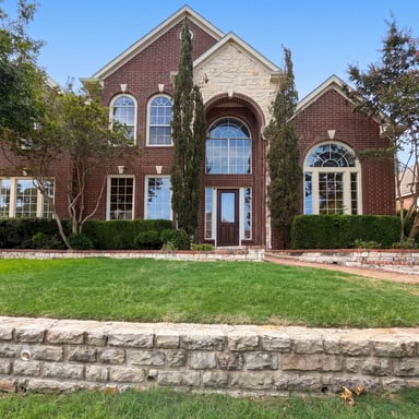 Property photo 1 of 1429 Greenbriar Dr