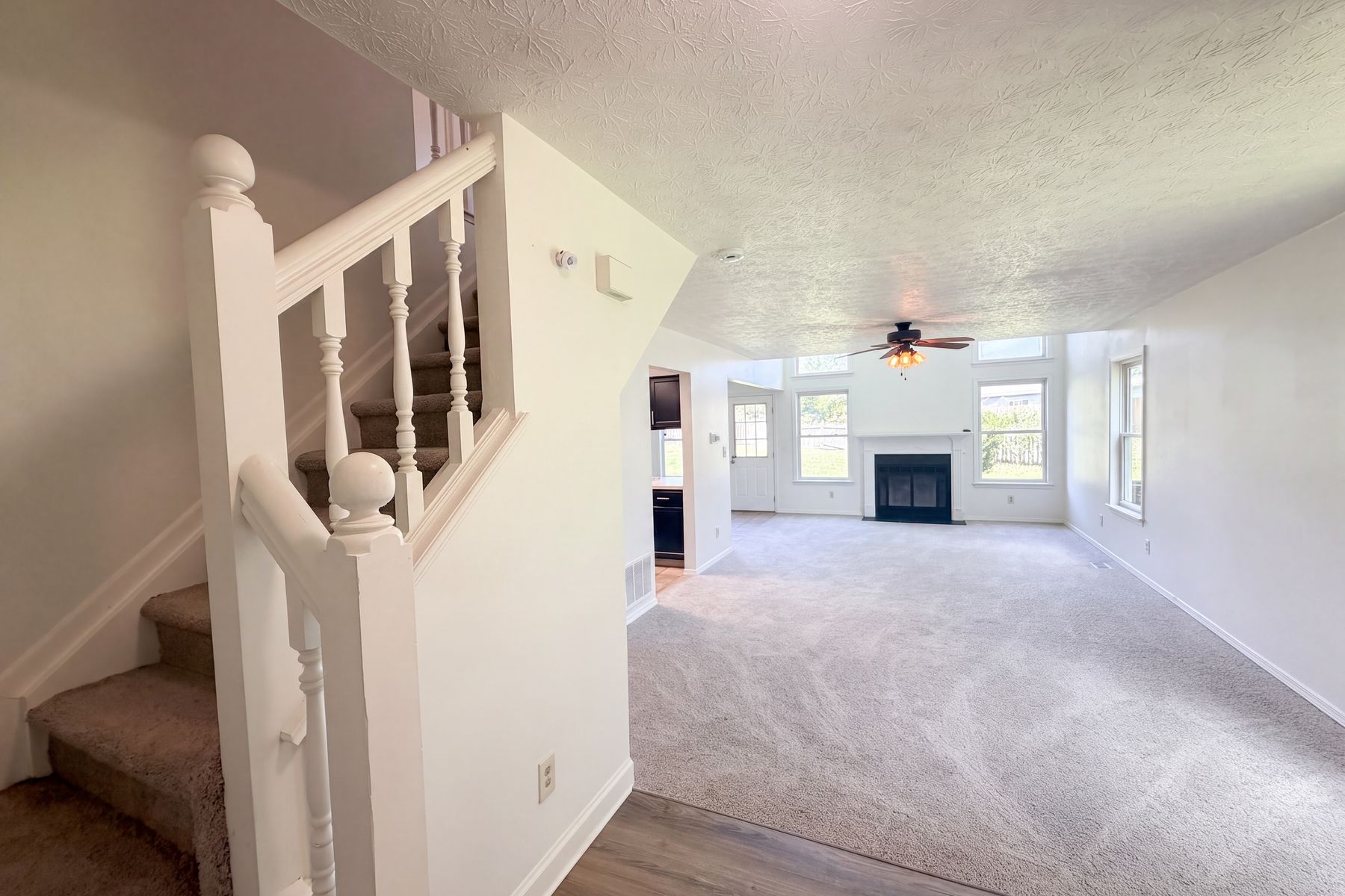 Property photo 3 of 7761 Sagemeadow Ct