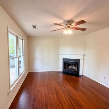 Property photo 3 of 1514 Willow Gate Way