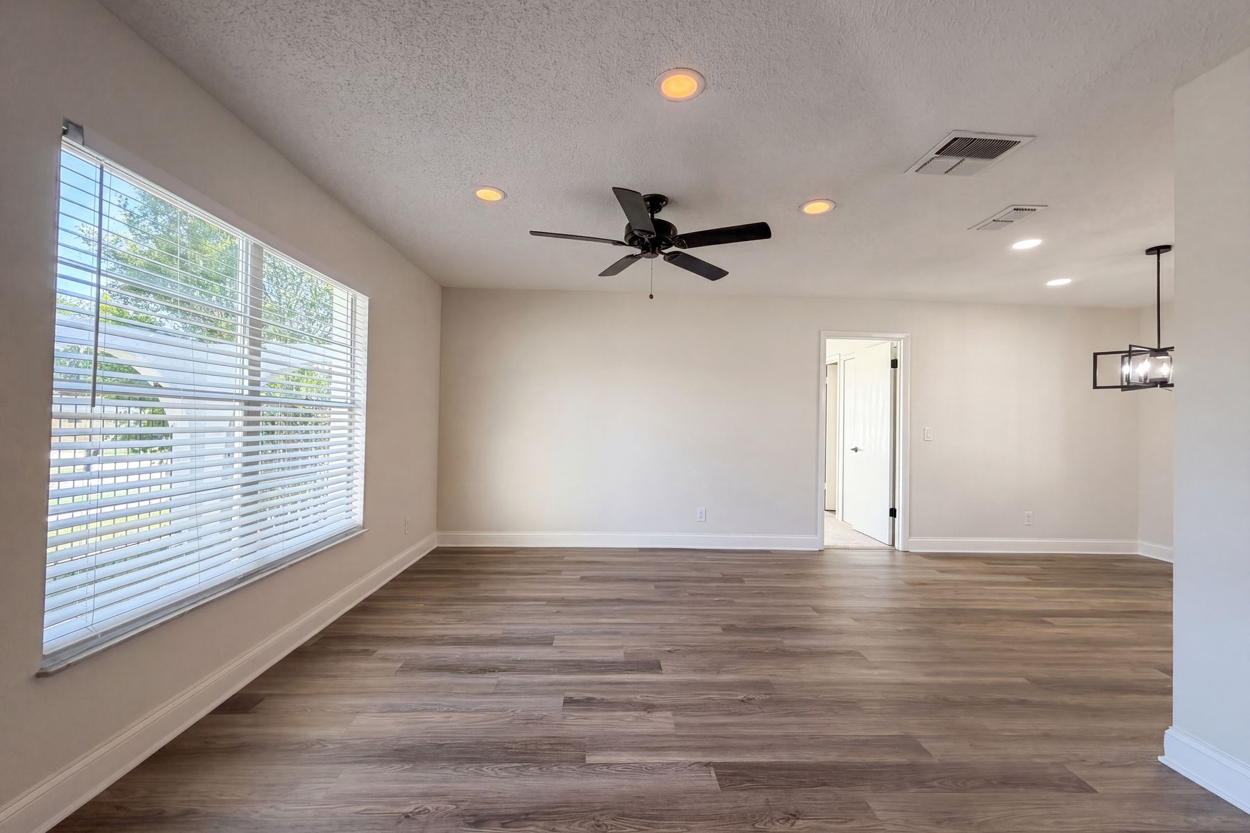 Property photo 3 of 8351 Kipling Ct