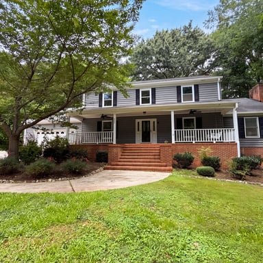Property photo 1 of 3029 Southampton Cir