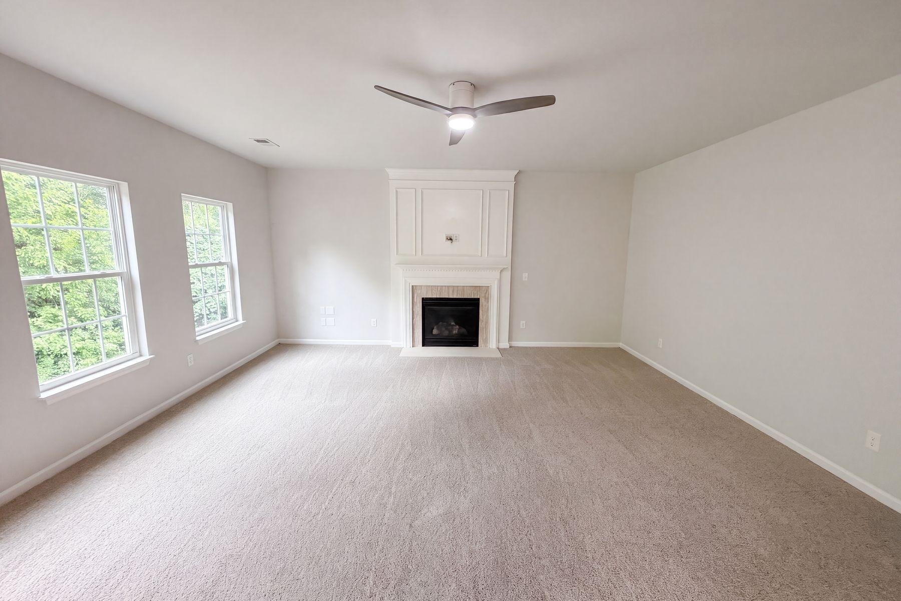 Property photo 3 of 109 Hydrangea Way
